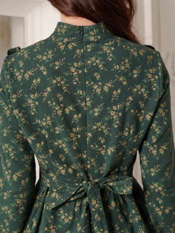 Платье с вшитой манишкой