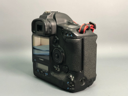 Canon EOS 1D Mark III