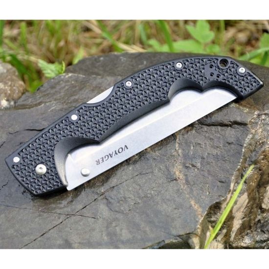 Складной нож Cold Steel 29AXTS XL Voyager Tanto Serrated Edge c клинком из стали AUS-10A, рукоять Grivory (Griv-Ex)