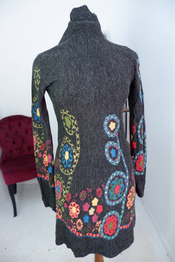 Платье Elove теплое, визуально 44 размер