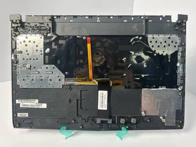 Верхняя панель с клавиатурой (топкейс) для ноутбука MSI GE62VR 7 Apache Pro (957-16J9AE-C15)