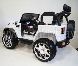 Детский электромобиль River Toys JEEP M777MM белый