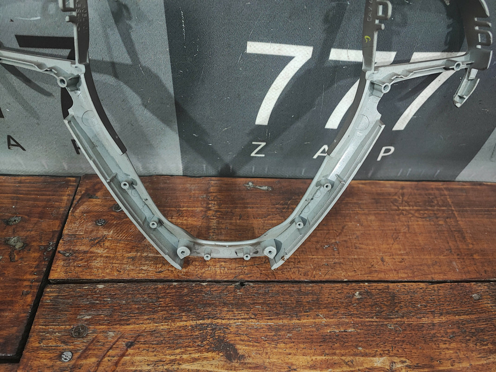 Накладка руля Jeep Grand Cherokee (WK2) Б/У Оригинал 5QV36GFAAA