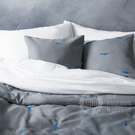 Покрывало на кровать с вышивкой ФЛЕШ (арт. BL02-246-03) - серое