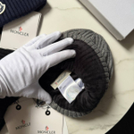 Шапка Moncler
