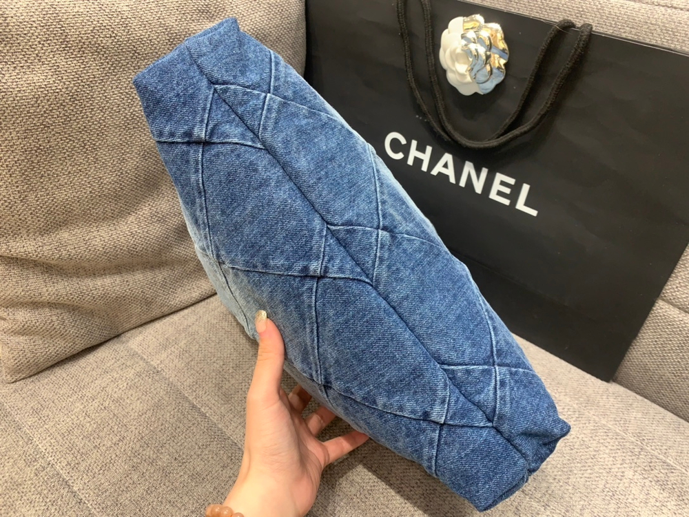 Chanel Bag 39 cm