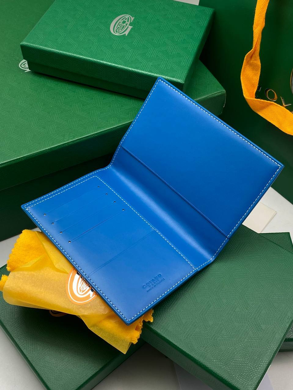 Обложка для паспорта Goyard
