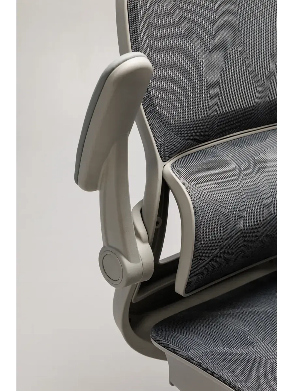 Кресло компьютерное Sevilgame GHT