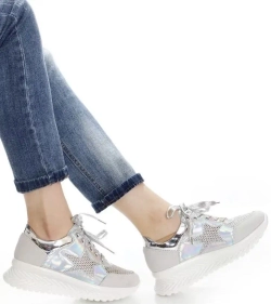 Кроссовки женские летние