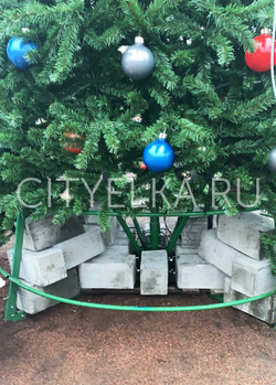 Ель уличная искусственная "Испанская" каркасная