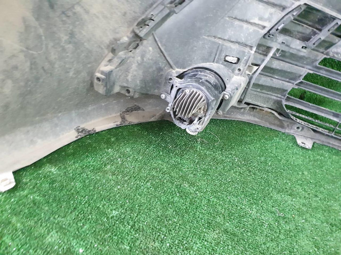 Бампер передний Toyota Camry xv70 (20-н.в) В сборе