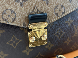 Сумка Louis Vuitton POCHETTE METIS