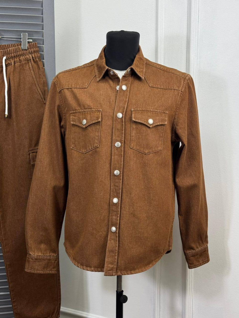 Джинсовый костюм Brunello Cucinelli
