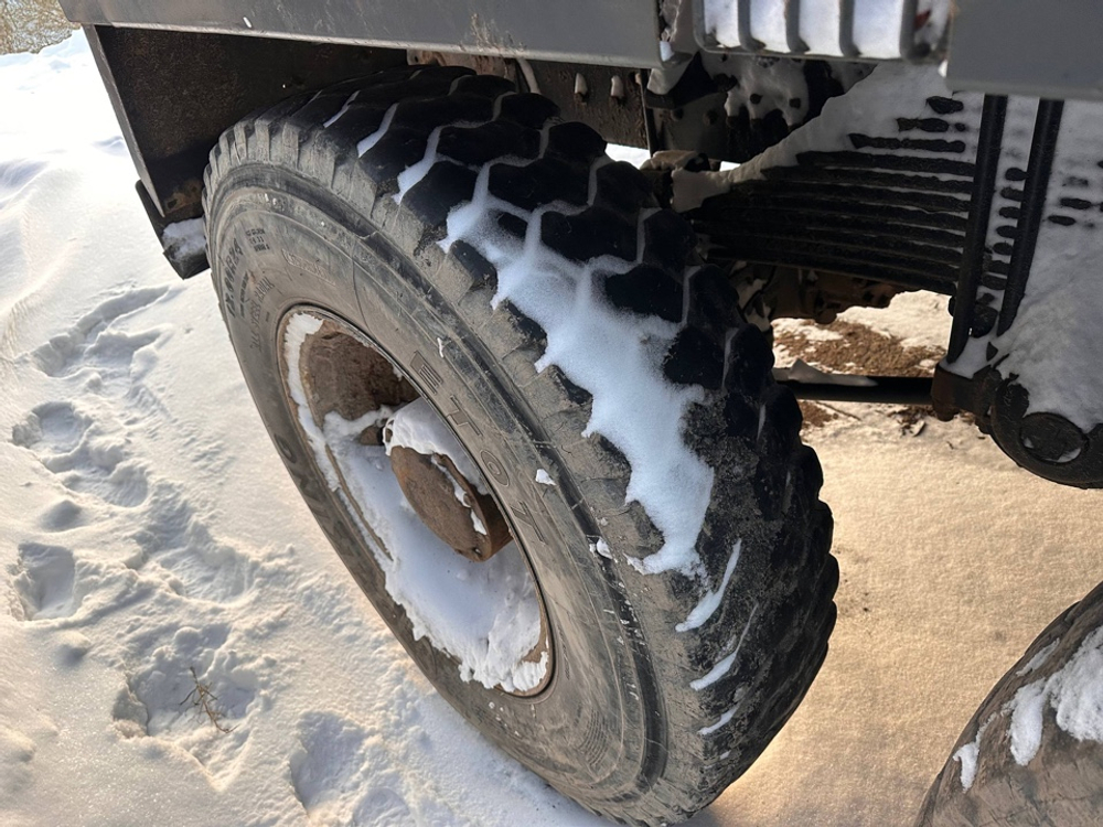 Shacman (Shaanxi) SX* 8x4 Самосвал SX33186V366 (Дизельный, 11,6 л, 423 л.с., МТ)