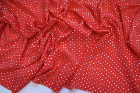 Вискоза красная в мелкий белый горох