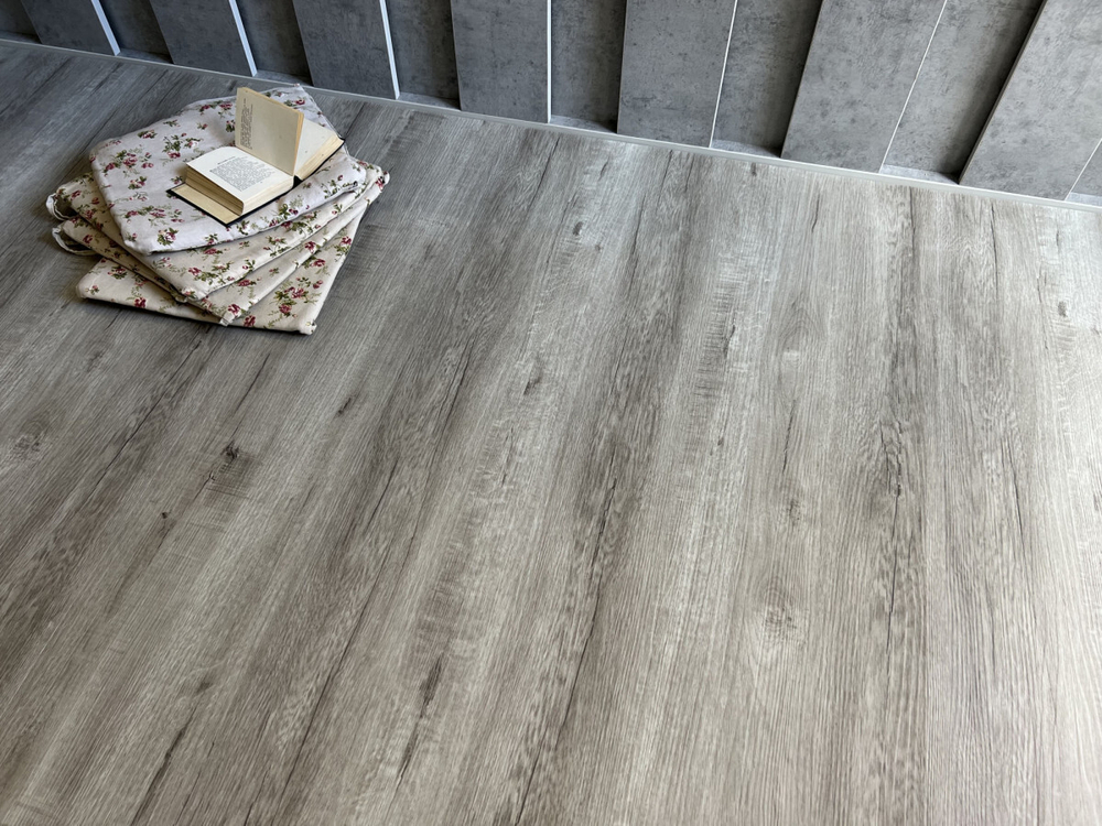 Виниловый ламинат Lamiwood QUARTZWOOD Q-16 Дуб Сохо