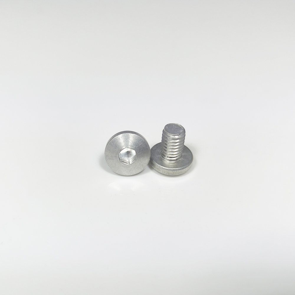 Винты крепления козырька для шлема Airoh CR900