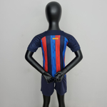 Детская футбольная форма "Барселоны" сезона 2022/23.