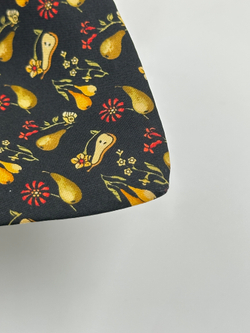 Галстук чёрный с грушами Salvatore Ferragamo