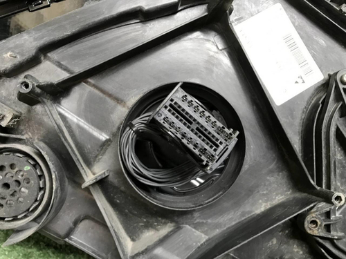Битая Фара левая Porsche Cayenne 3 (17-23) LED