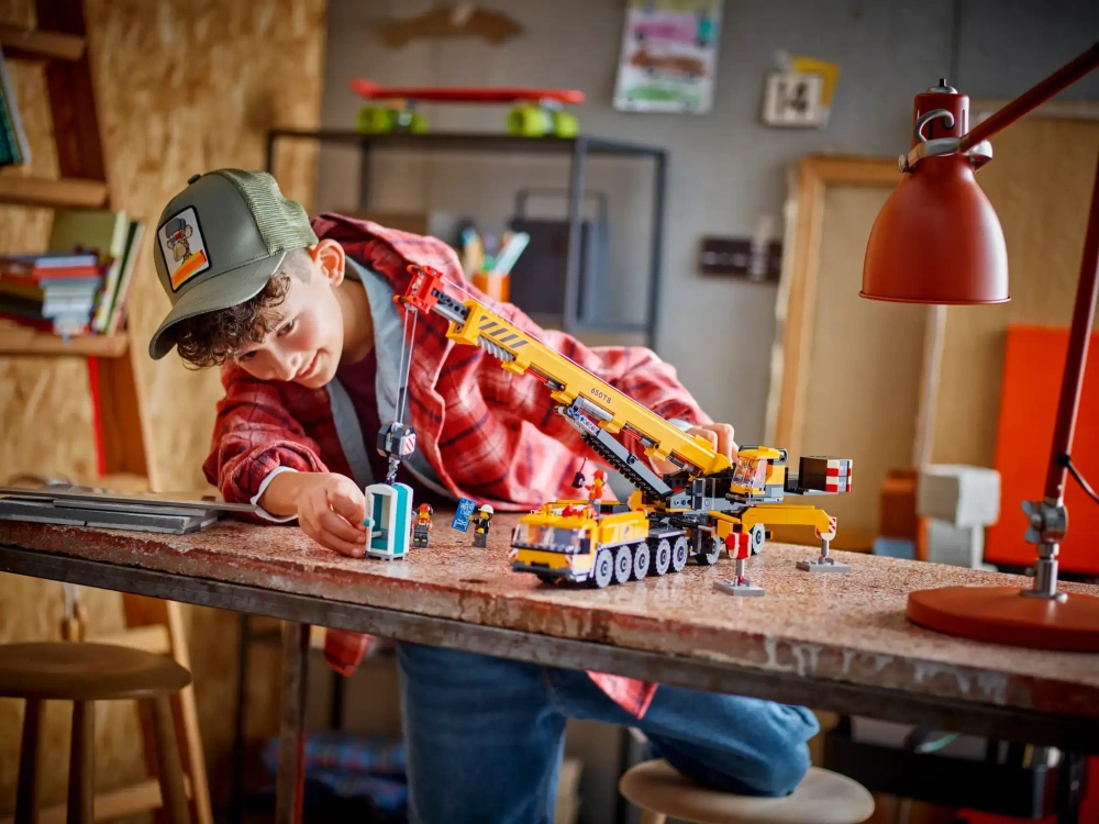 Конструктор LEGO City 60409 Желтый мобильный строительный кран