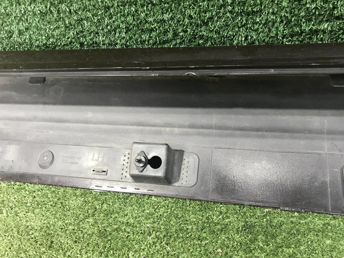 Накладка порог левая Volvo XC90 2 (2014-н.в.)