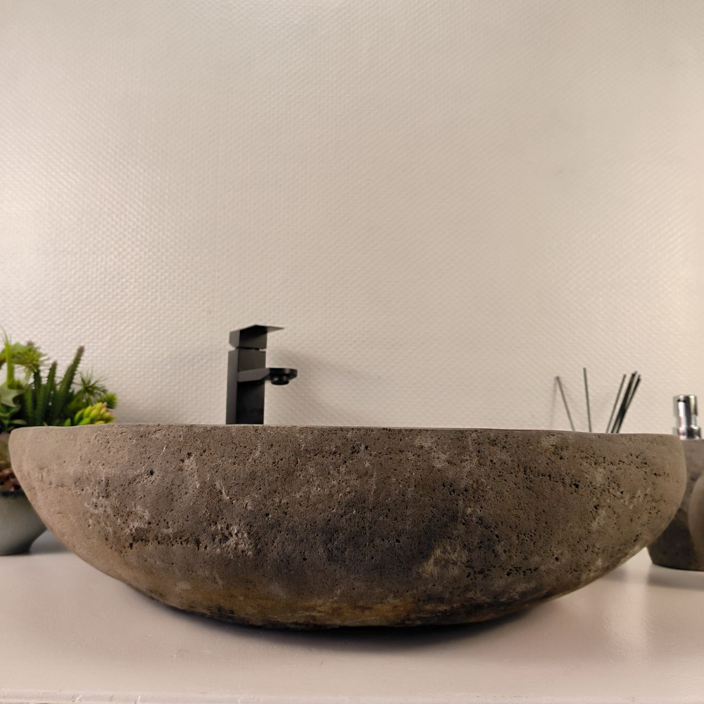 Раковина из речного камня RS-65406 66*54*16 0863
