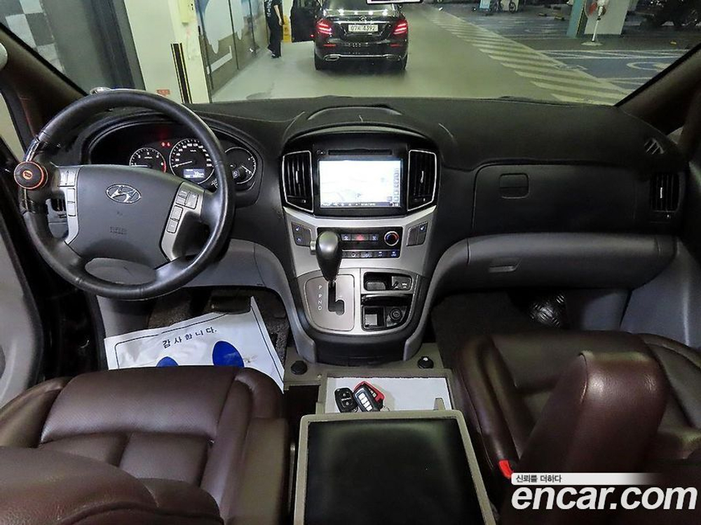 Hyundai The New Grand Starex Van 5인승 (05.2020)