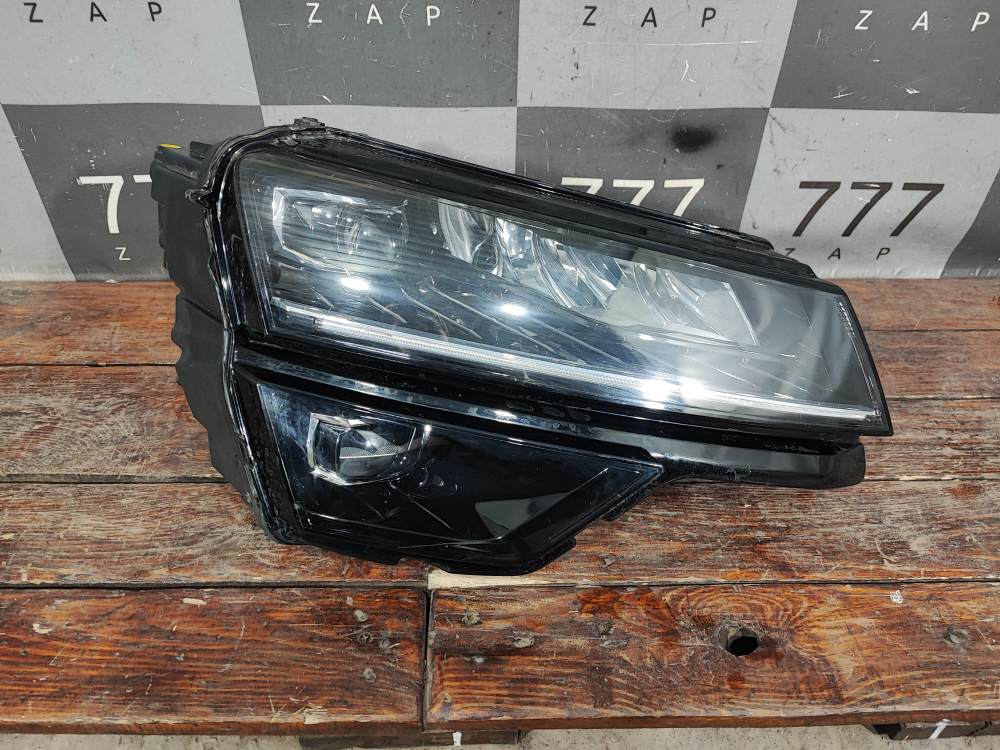 Фара правая LED Skoda Karoq 17-нв Б/У Оригинал 57B941016D