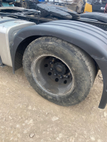 Shacman (Shaanxi) SX* 4x2 Седельный тягач SX4188YY381 (Дизельный, 12,5 л, 473 л.с., МТ)