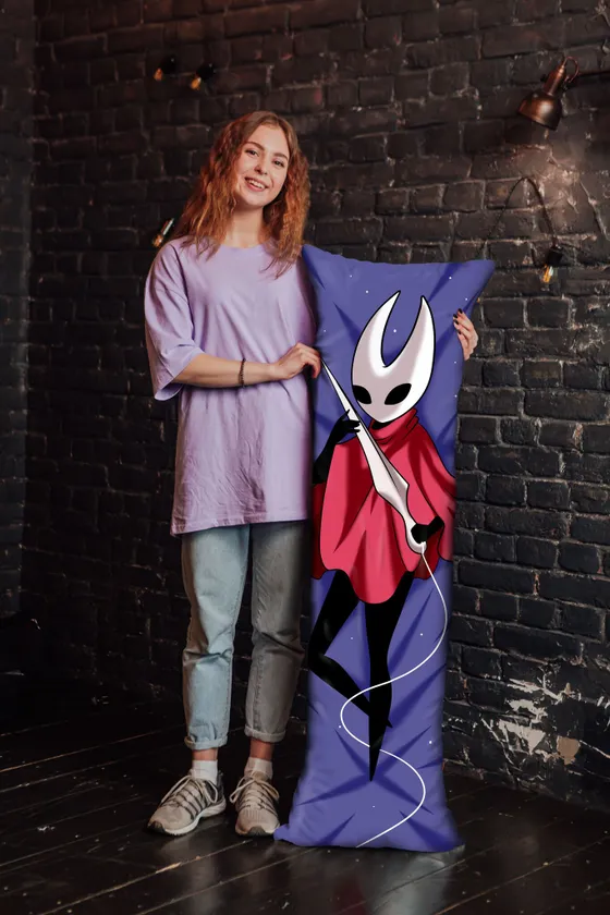 Дакимакура Хорнет