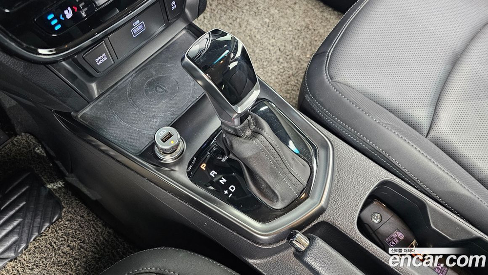 KG Mobility (Ssangyong) Very New Tivoli Бензин 1.5 2WD (04.2020)