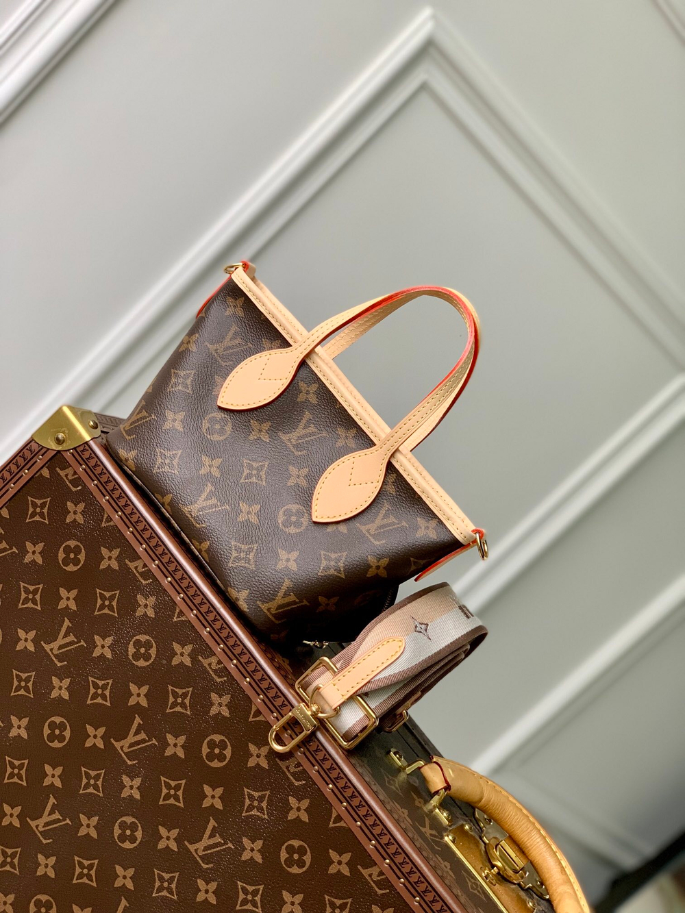 Louis Vuitton Neverfull BB