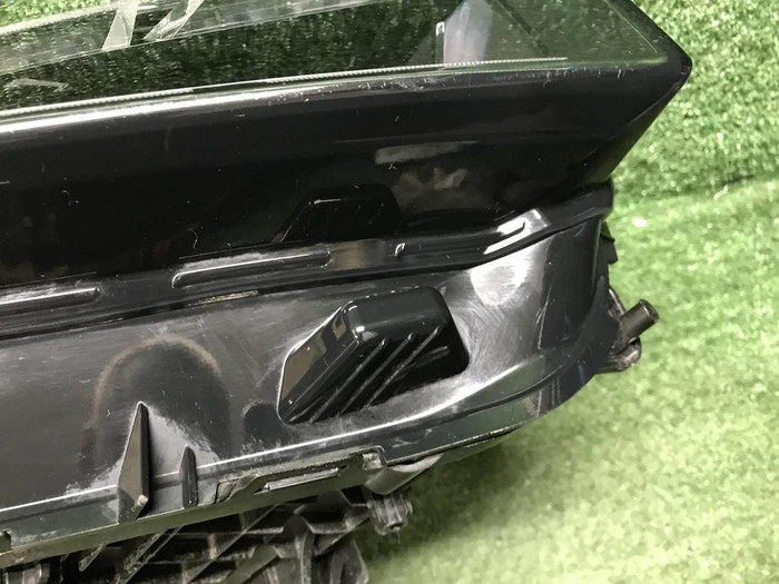 Фара правая Geely Monjaro (2021-н.в.) LED