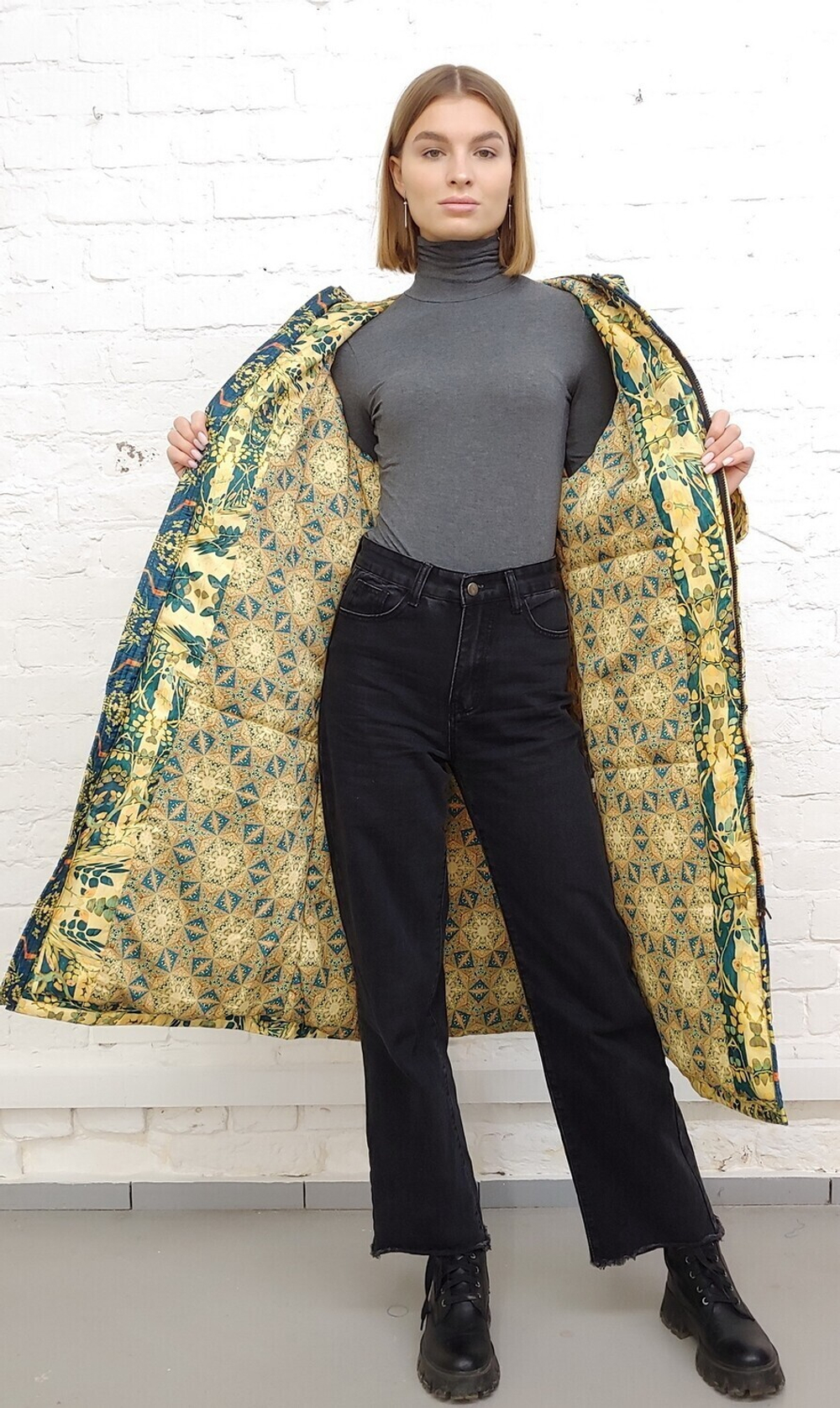 Пальто "Дама и её паж", по мотивам старинной шпалеры 15 в."Дама и ее паж"