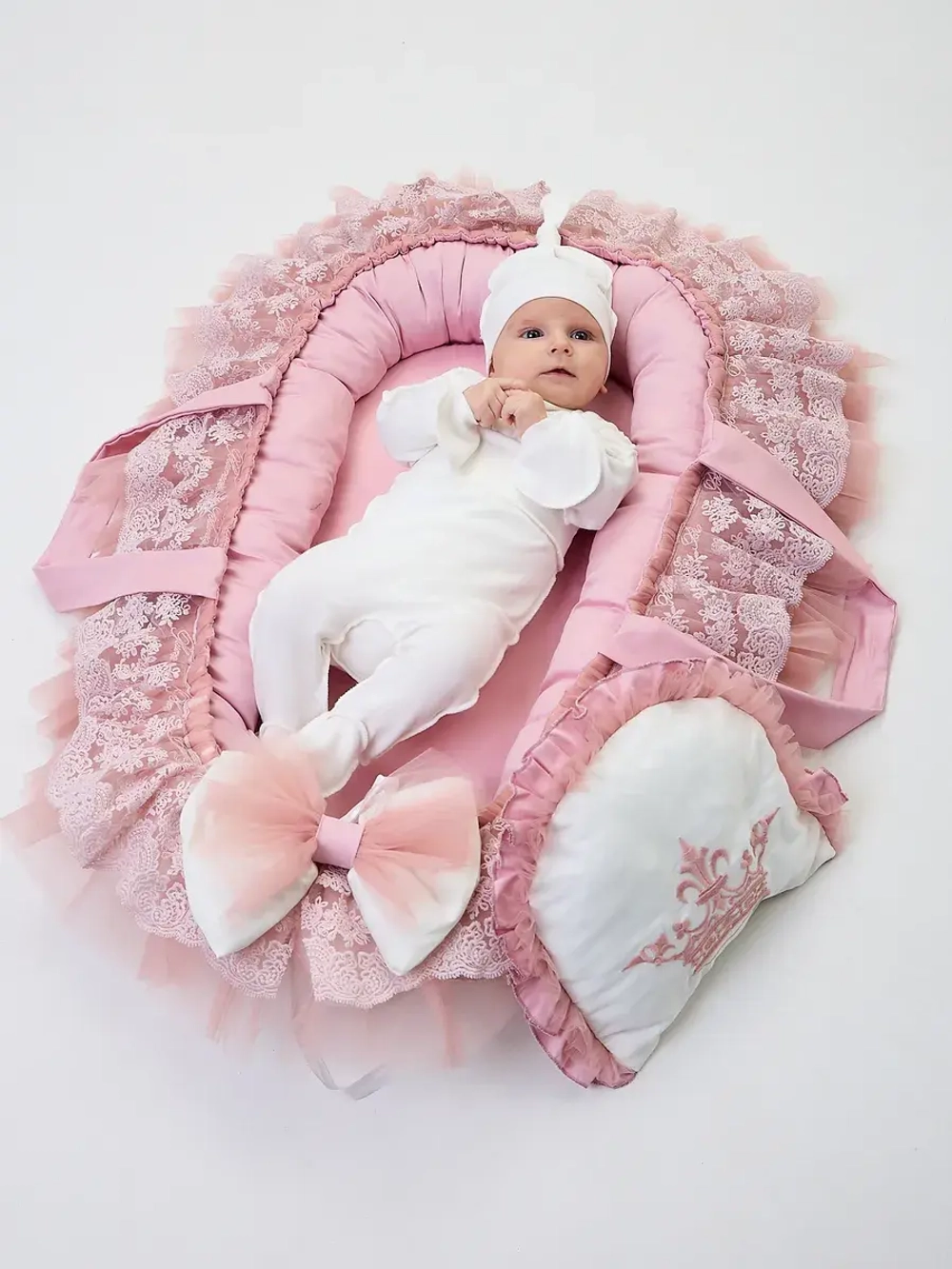 Кокон гнездышко для новорожденного с подушечкой