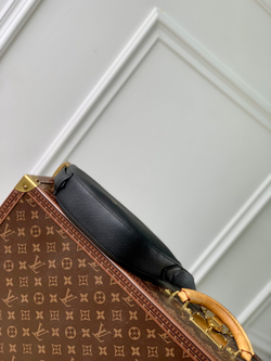 Louis Vuitton Low Key Bumbag