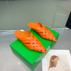 Bottega Veneta Alfie Slipper