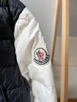 Бомбер Moncler