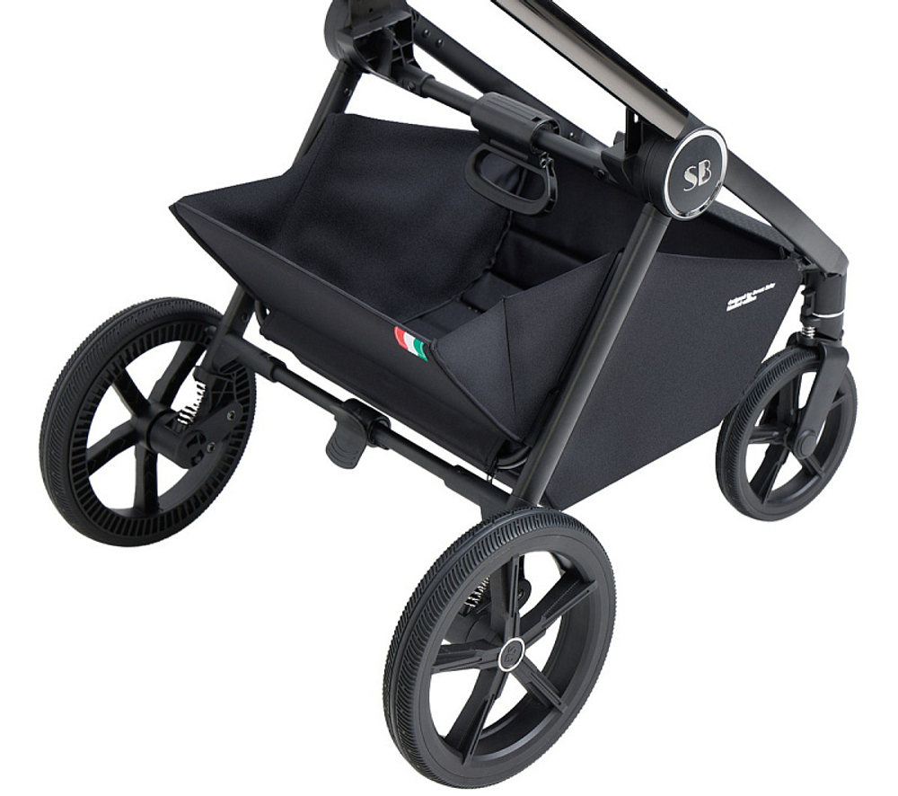 Детская прогулочная коляска Sweet Baby Elegante Chrome/Black