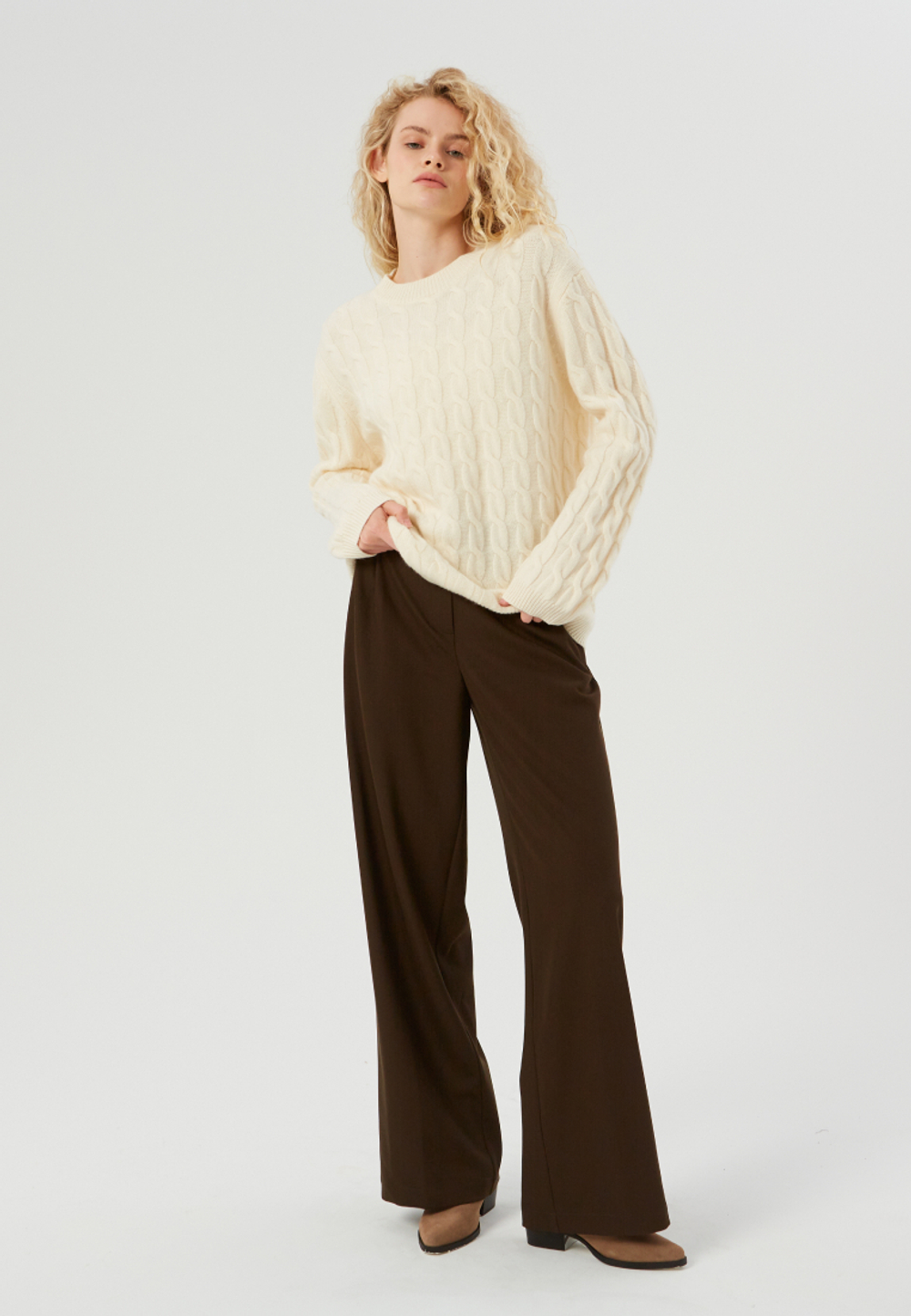 Джемпер из 100% шерсти белый