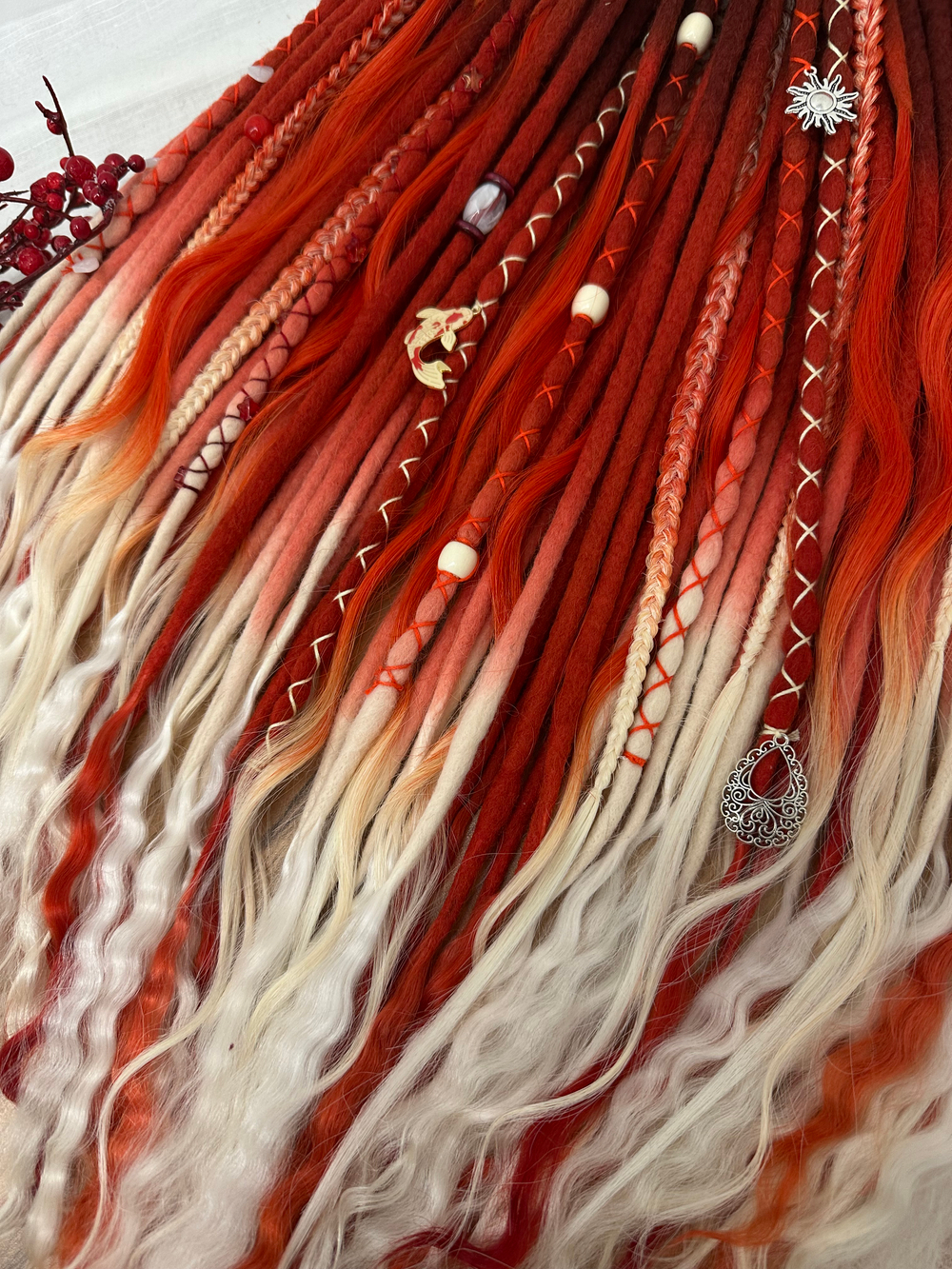 Комплект войлочных дредов с кончиками из козы