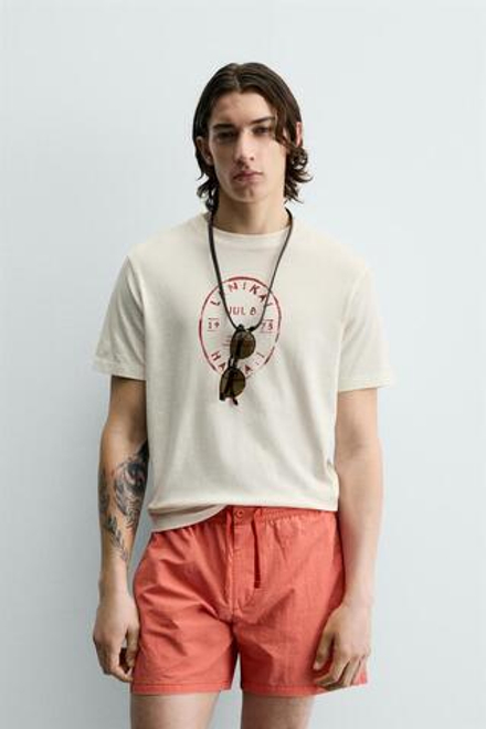 ZARA ФУТБОЛКА С ГРАФИЧЕСКИМ ПРИНТОМ «ГАВАЙИ», ЭКРЮ