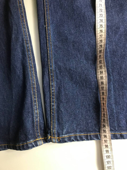 Джинсы с накладными карманами, визуально на 44 размер