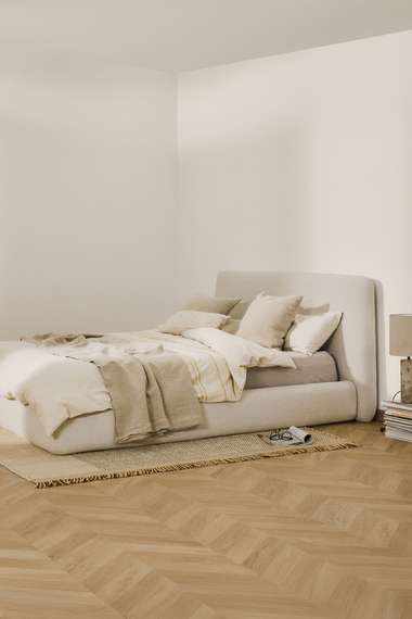 Кровать Martina со съемным чехлом из шенилла цвета экрю 180 x 200