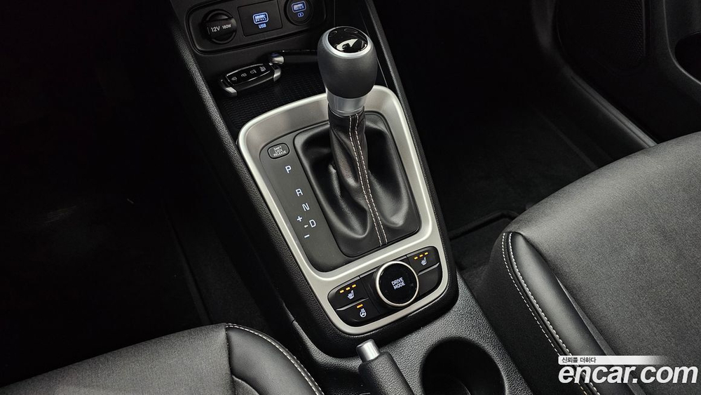 Hyundai Venue 1.6 Modern (05.2020)