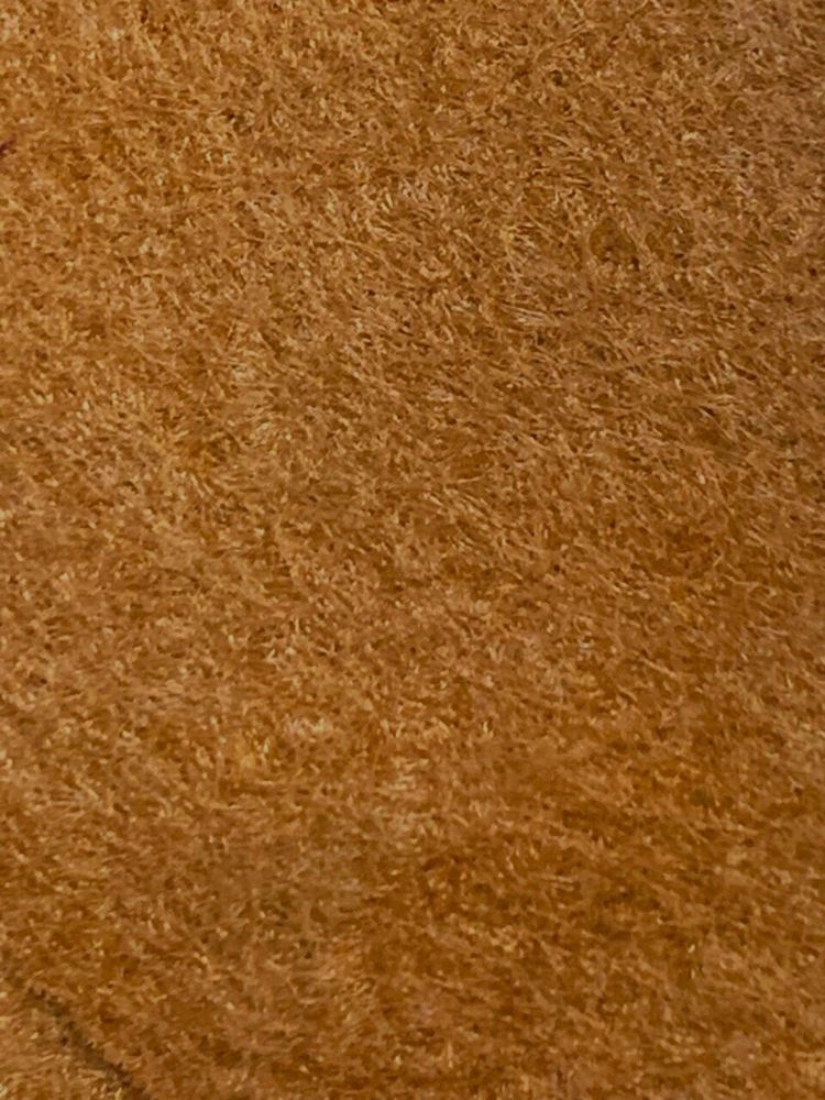 Фетр средней жесткости 2 мм, ш. 1 м, 215,4 гр/м2, бежевый