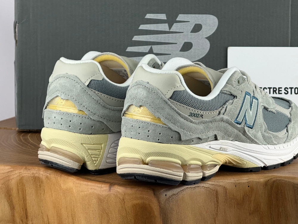 New Balance 2002R Protection Pack - Mirage Gray