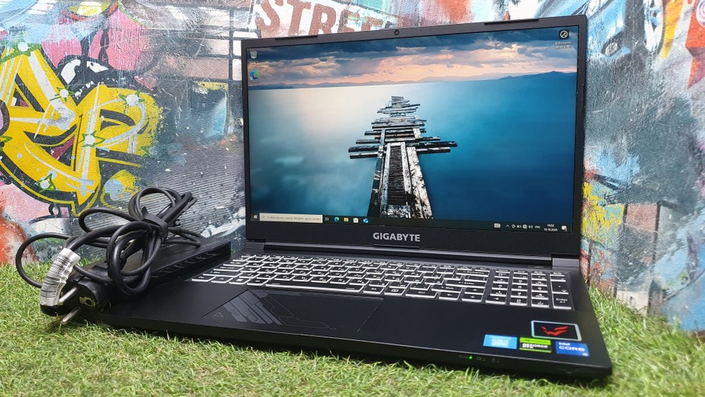 Игровой GIGABYTE i5-12//16 Gb/RT 4060 8b/144Hz/G5 KF KF-E3KZ313SH/Windows 10