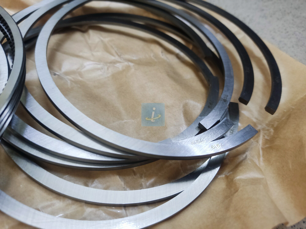 Кольца поршневые 650.1004002 к-т на 1 двигатель